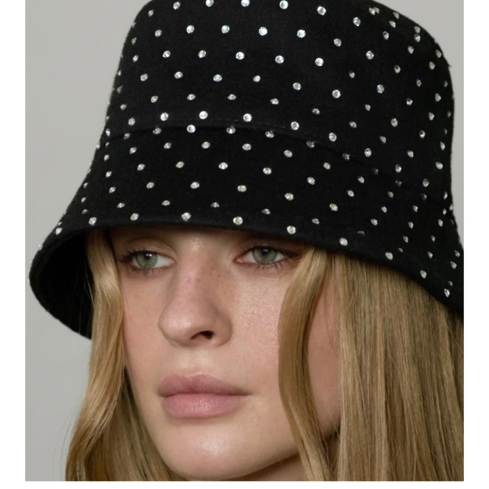 Brand new crystal embellished Ruslan Baginskiy Bucket  hat from Farfetch! Small